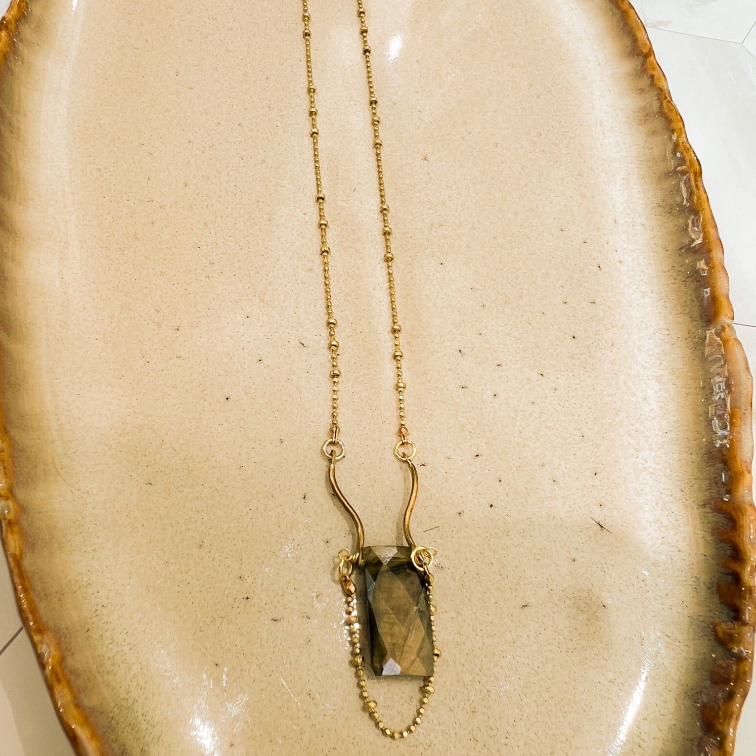 Baguette: Labradorite Necklace